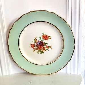 Grays pottery made in stoke-on-trent. England is very rare, collectible